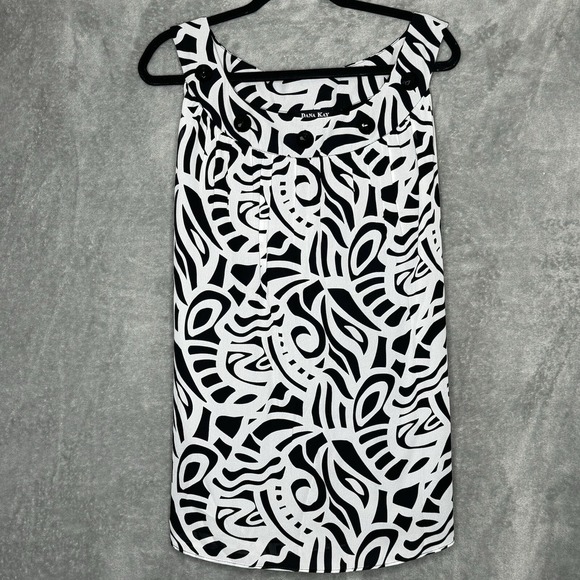 Dana Kay 18W 1X Top Shirt White Geometric Sleeveless Round Neck Embellished - Picture 1 of 7